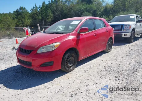 2009 Toyota Matrix z USA, uszkodzony, nr VIN 2T1KU40EX9C174063